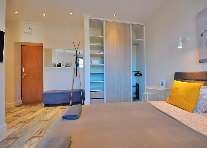 Gertrudes In Light-filled In *