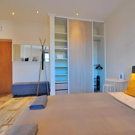 Gertrudes In Light-filled In *